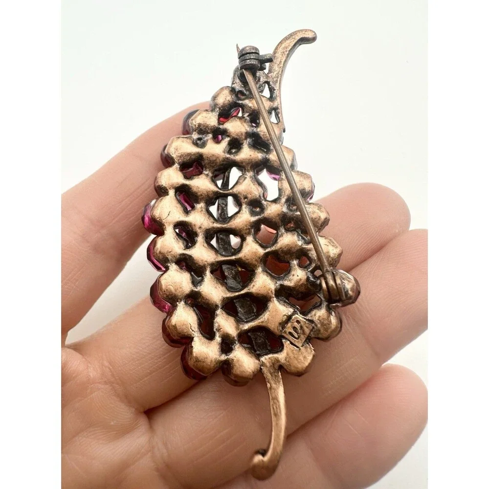 Gold Tone Leaf Fuchsia Glass Briolette Brooch